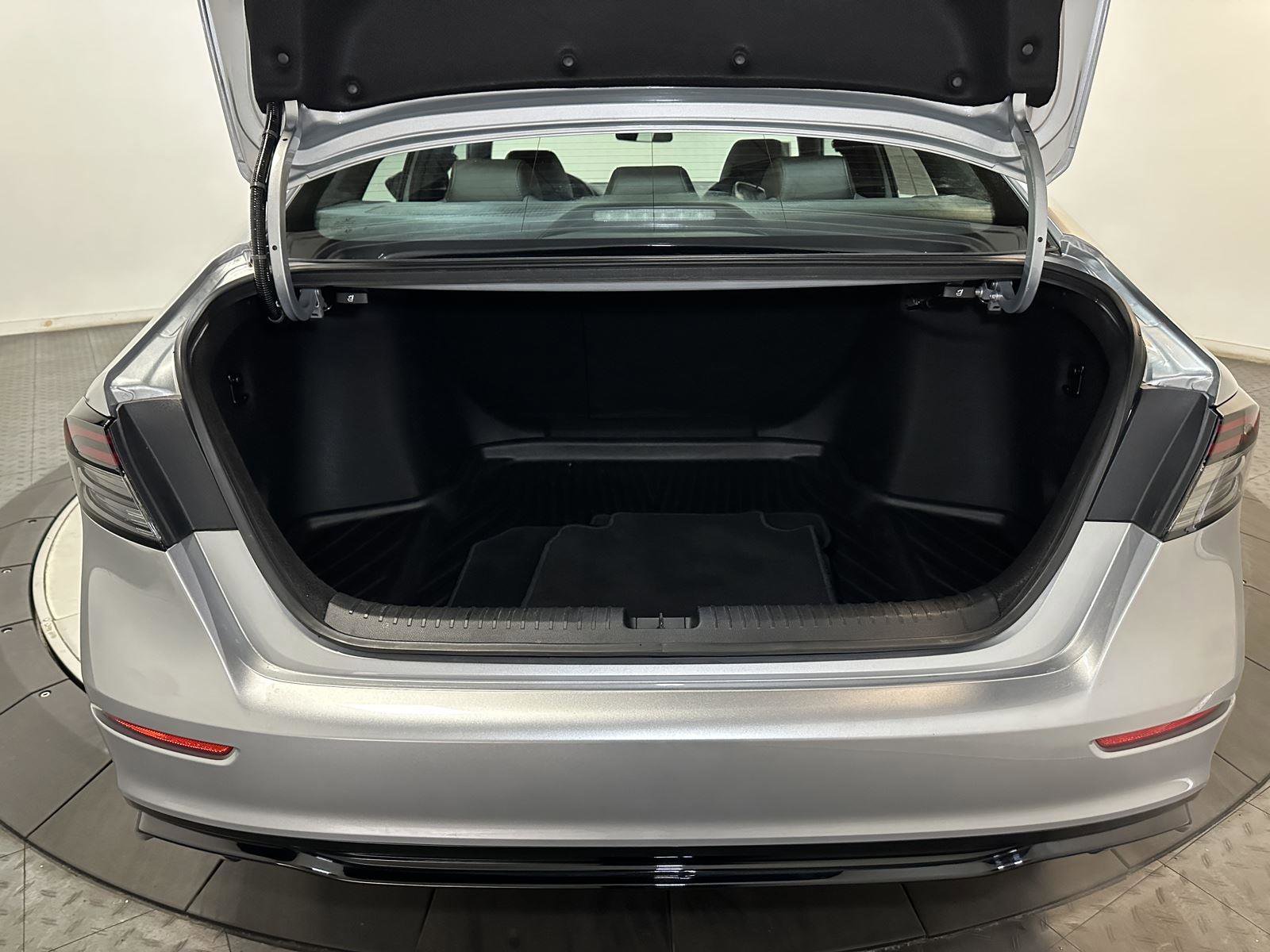 Certified 2025 Honda Accord Sport image 33