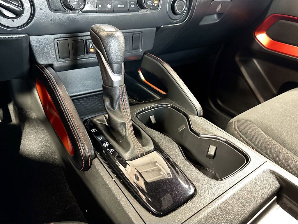 Used 2024 Nissan Frontier PRO-4X w/ Technology Package image 20