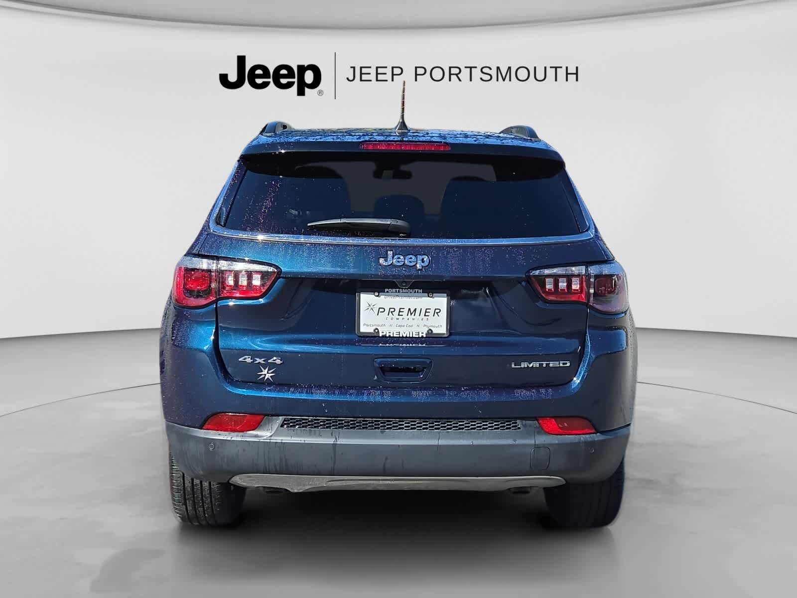 Used 2024 Jeep Compass Limited w/ Sun and Sound Group AWD/4WD image 6