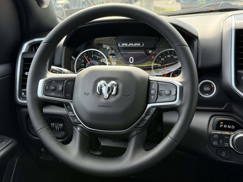 New 2026 RAM 1500 Big Horn AWD/4WD image 18