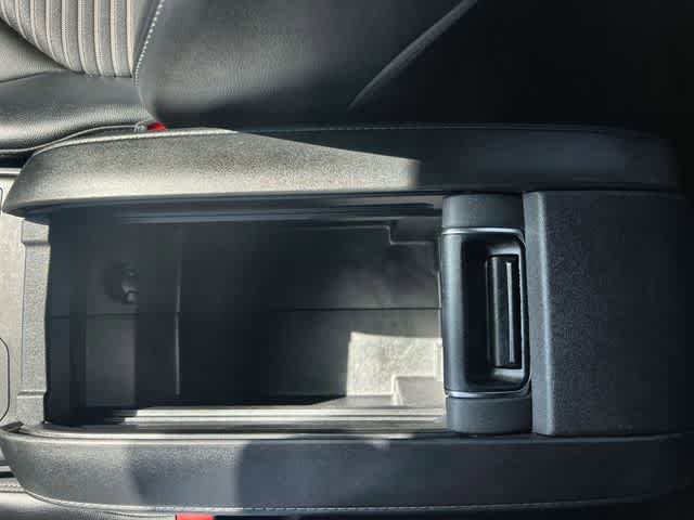 Used 2024 Toyota Highlander XSE FWD image 27