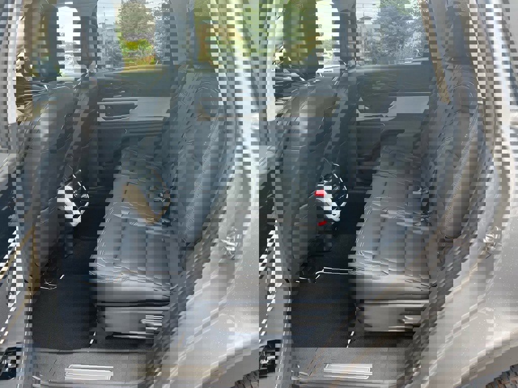 New 2025 Lincoln Nautilus Premier w/ Equipment Group 102A image 12