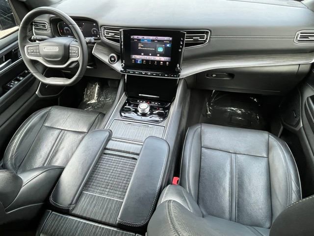 Used 2023 Jeep Wagoneer L Series III w/ Preferred Equipment Group image 35