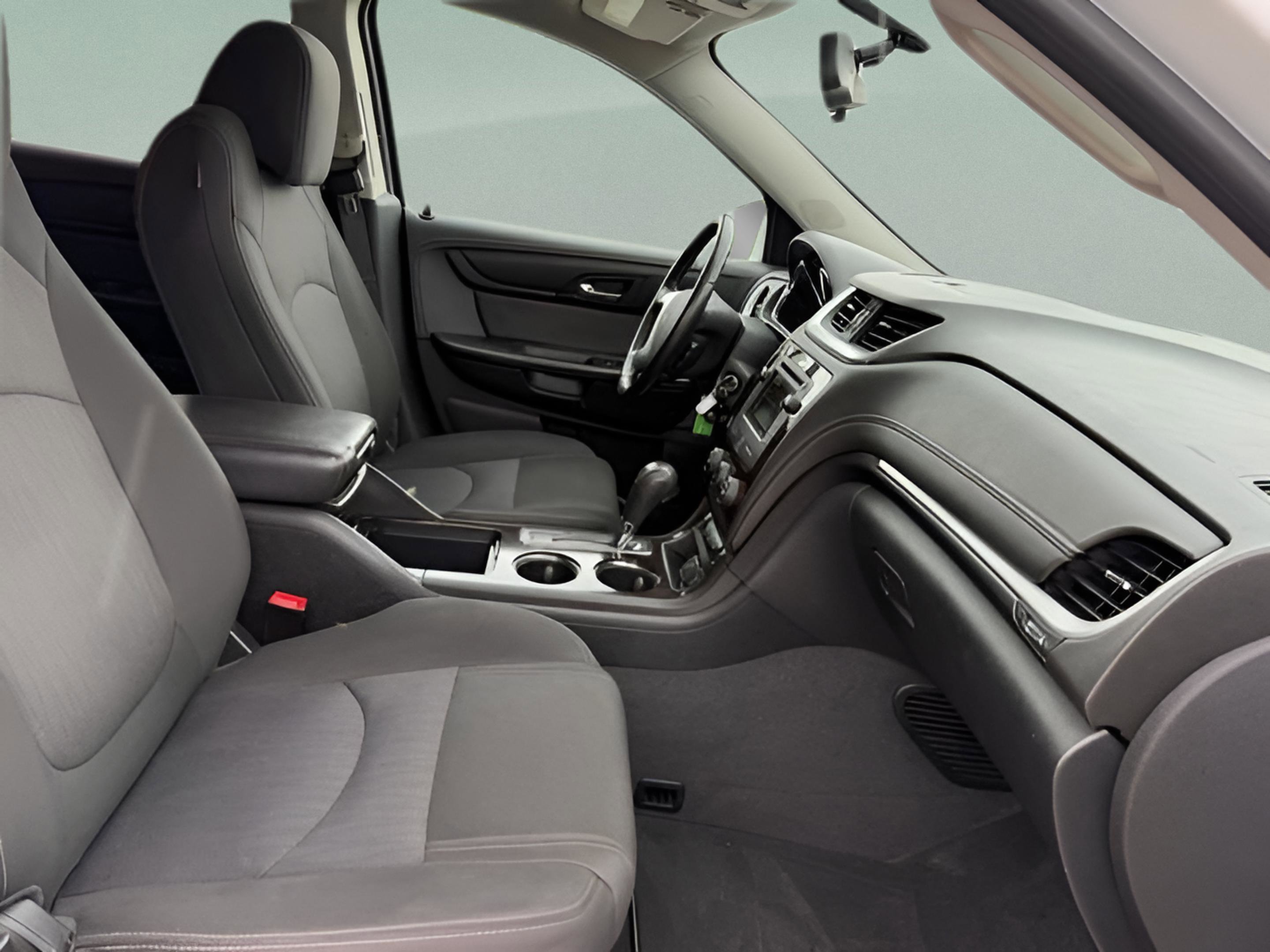 Used 2017 Chevrolet Traverse LT w/ Style and Technology Package FWD image 29