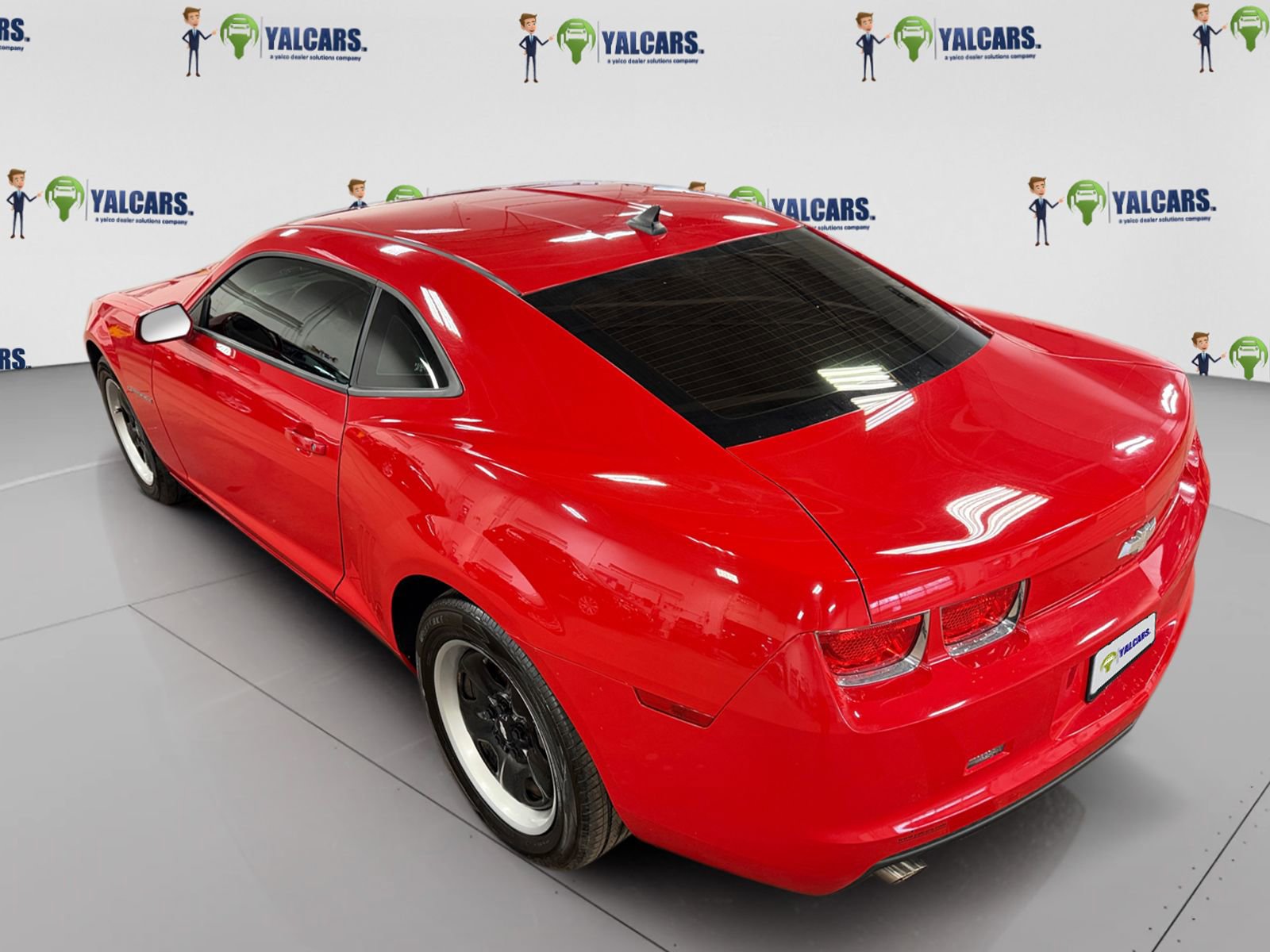 Used 2010 Chevrolet Camaro LS RWD image 12