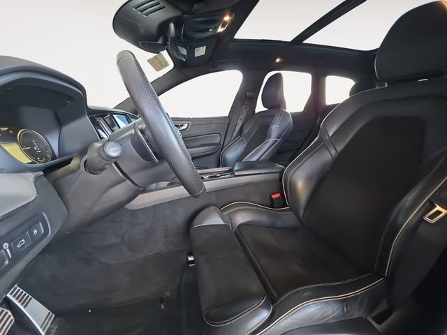 Used 2019 Volvo XC60 T8 R-Design w/ Advanced Package AWD/4WD image 9