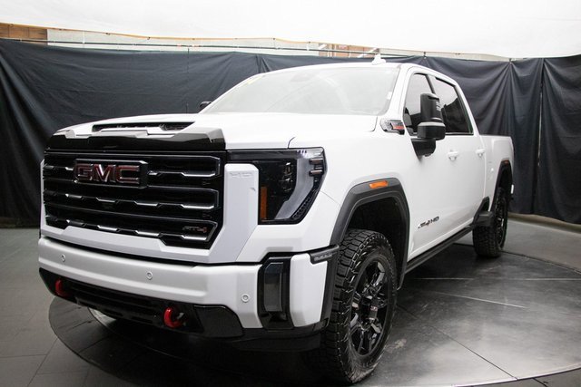 Used 2024 GMC Sierra 3500 AT4 w/ AT4 Premium Plus Package image 6