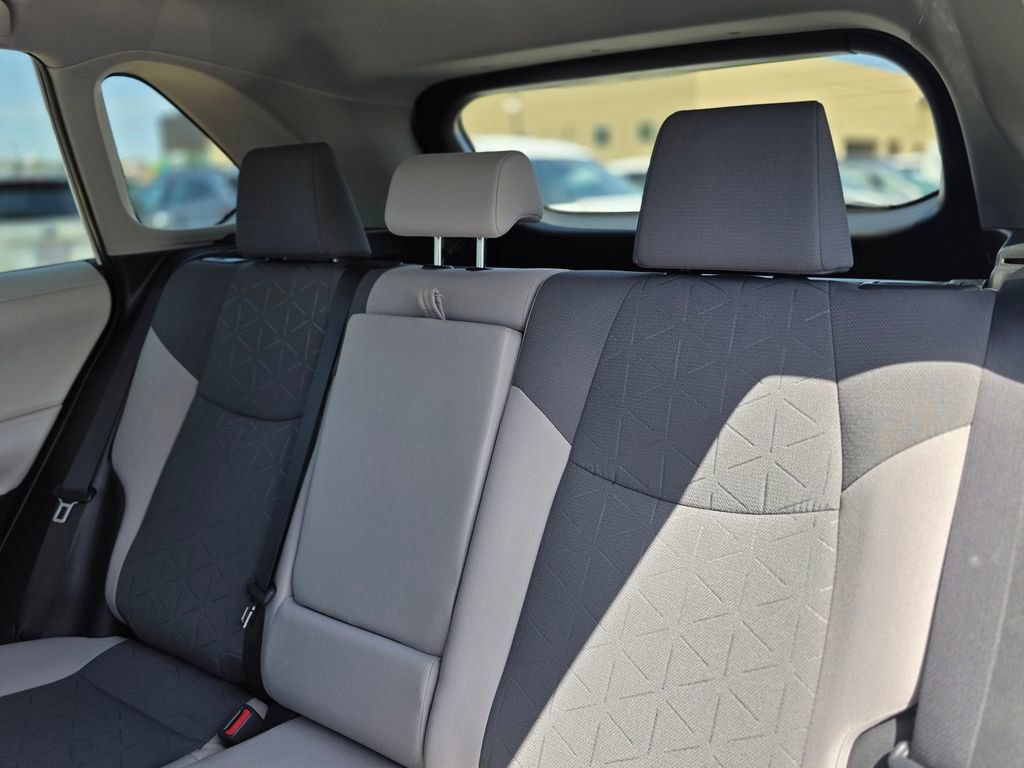 Used 2024 Toyota RAV4 XLE FWD image 15