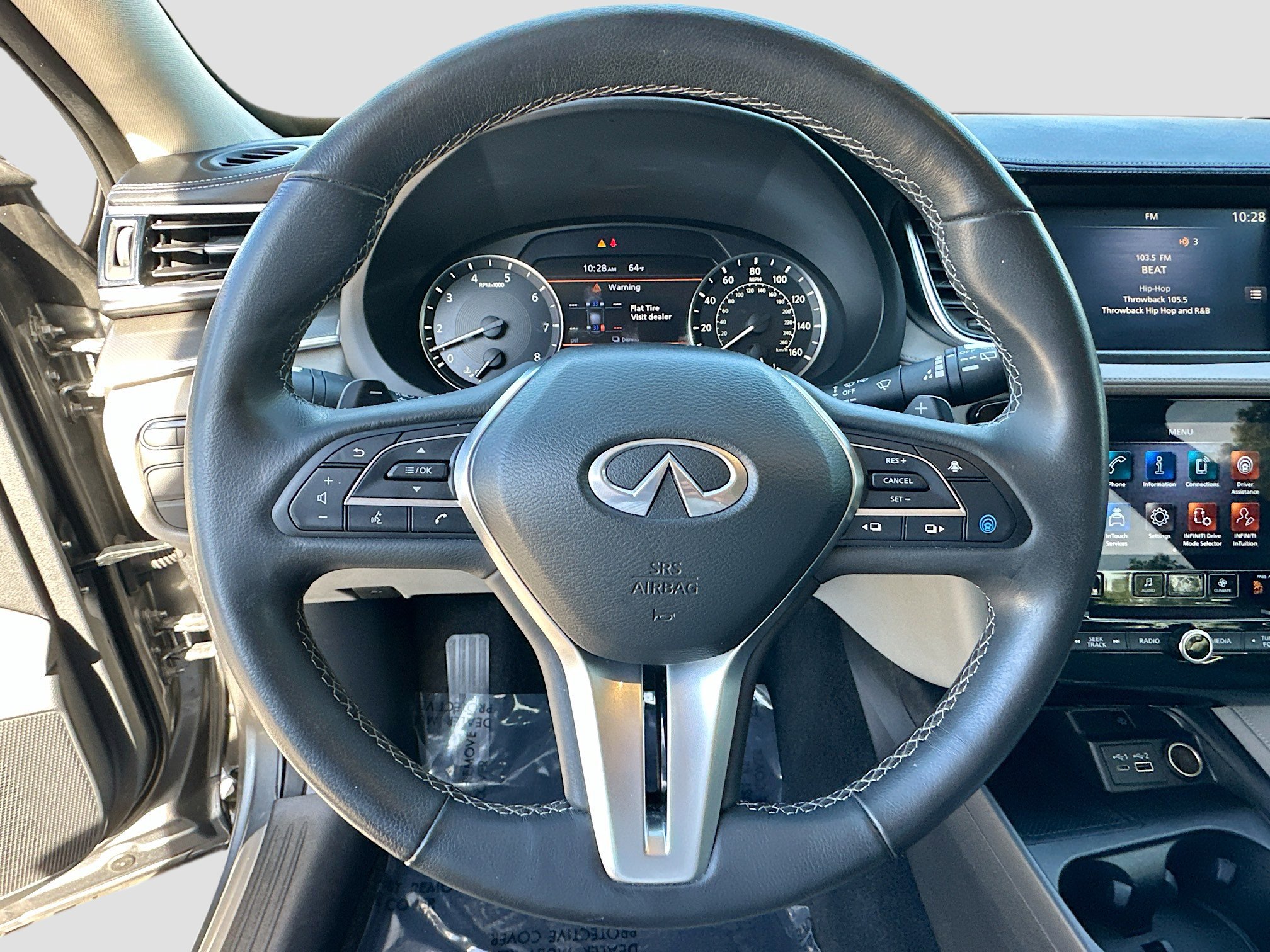 Used 2023 INFINITI QX50 Luxe image 11