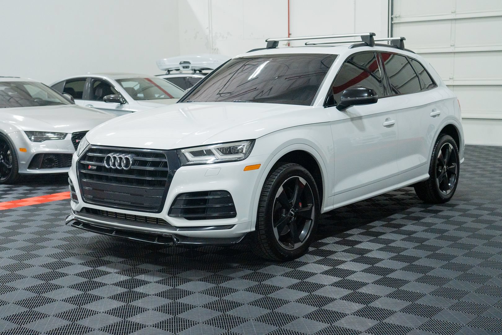 Used 2020 Audi SQ5 Premium Plus w/ Premium Plus Package AWD/4WD image 3