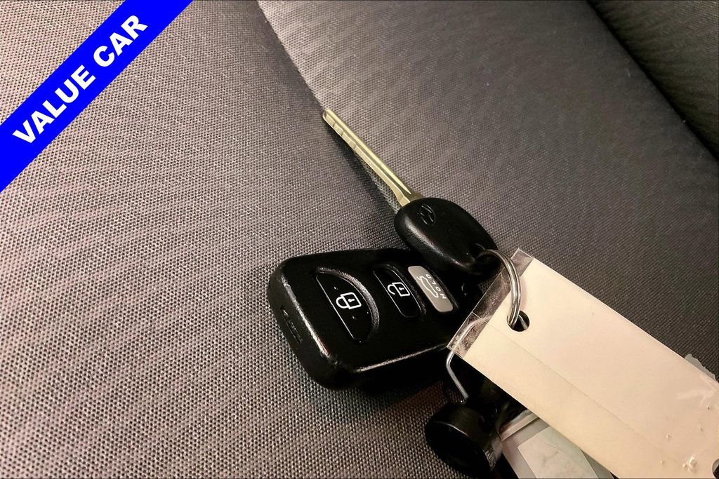 Used 2016 Hyundai Elantra SE w/ Option Group 02 image 10