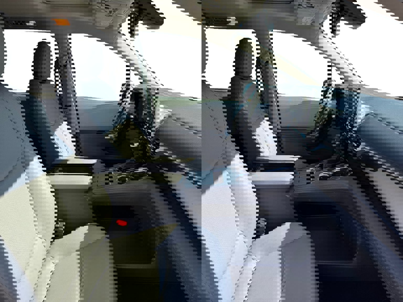 Used 2022 Toyota Sienna XLE image 17