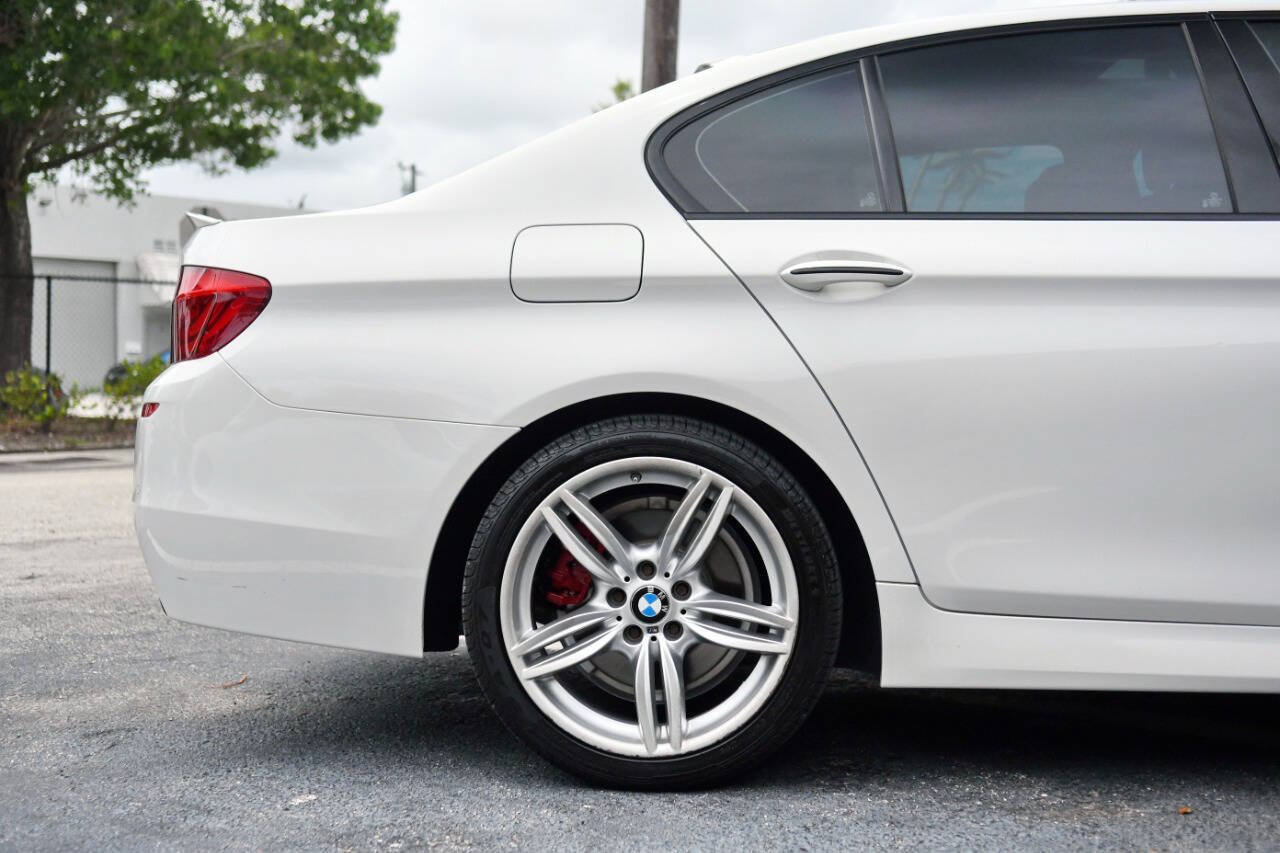 Used 2013 BMW 535i xDrive Sedan AWD/4WD image 30