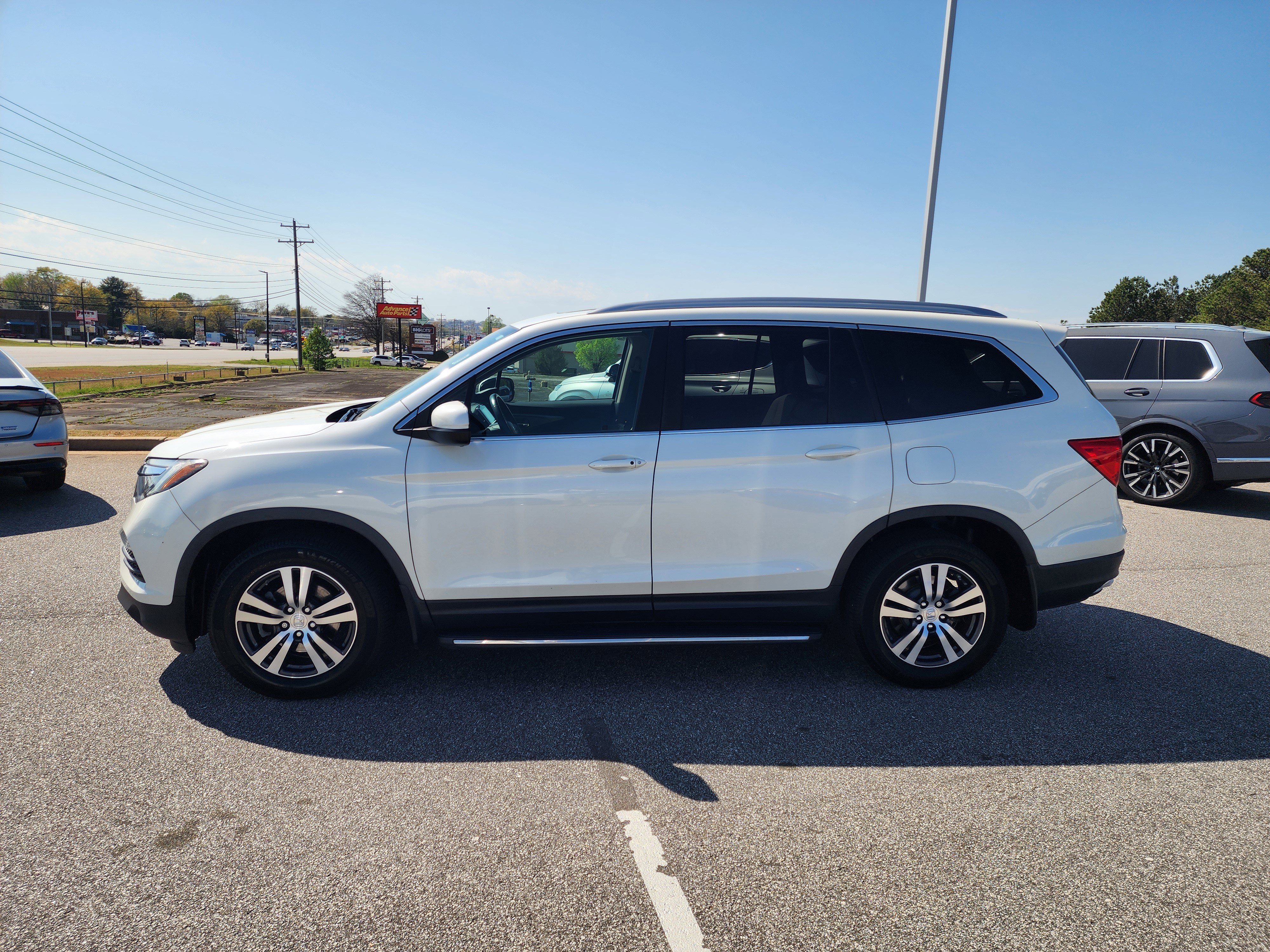 Used 2017 Honda Pilot EX-L image 8
