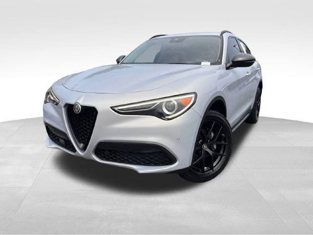 Used 2021 Alfa Romeo Stelvio Sprint w/ Nero Edizione RWD image 9