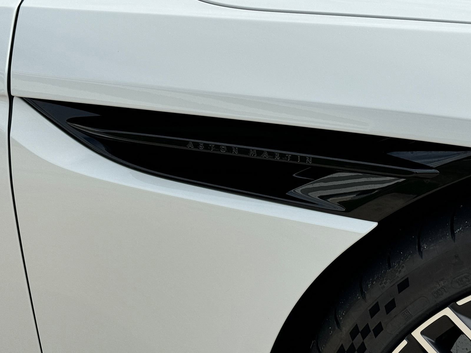 Used 2024 Aston Martin DB12 Coupe image 12