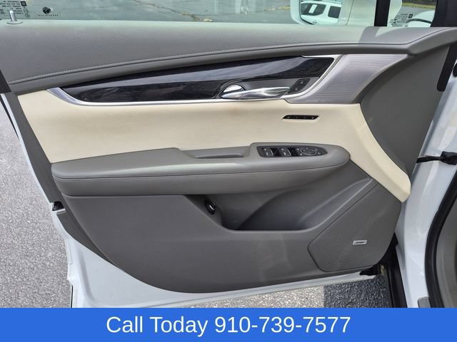 Used 2020 Cadillac XT6 Premium Luxury AWD/4WD image 12