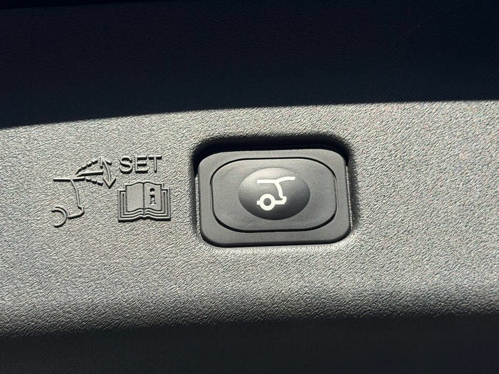 New 2026 Lincoln Nautilus Reserve AWD/4WD image 20