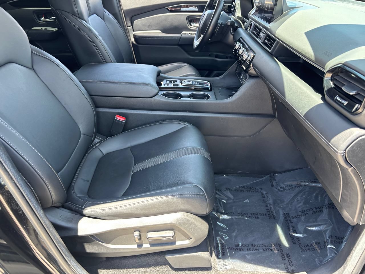Certified 2025 Honda Pilot EX-L image 9