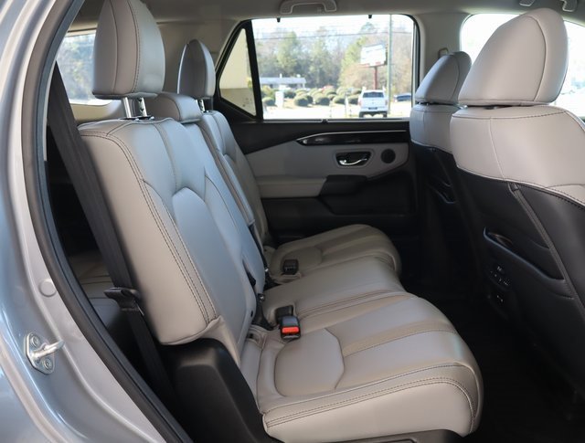 Used 2025 Honda Pilot EX-L image 46