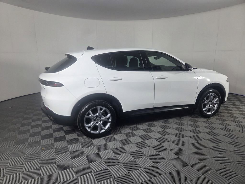 Certified 2025 Dodge Hornet R/T image 5