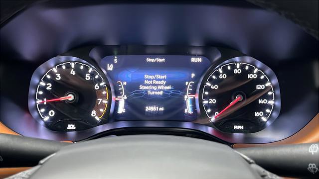 Used 2025 Jeep Compass Limited AWD/4WD image 16