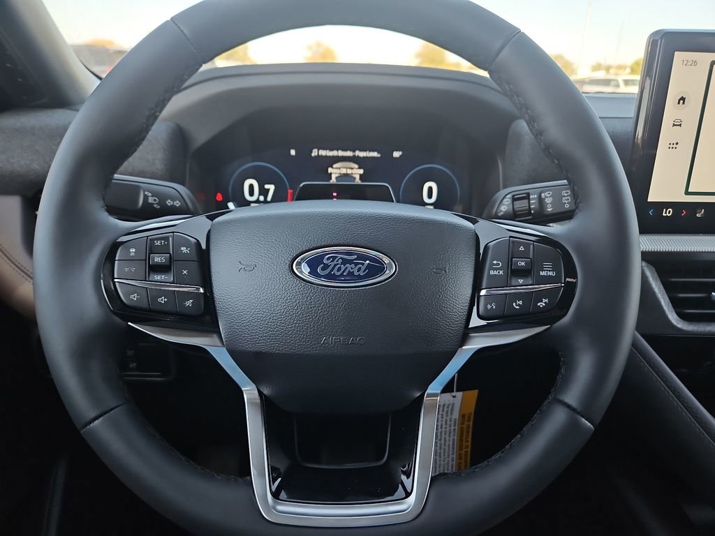 New 2026 Ford Explorer Platinum image 27