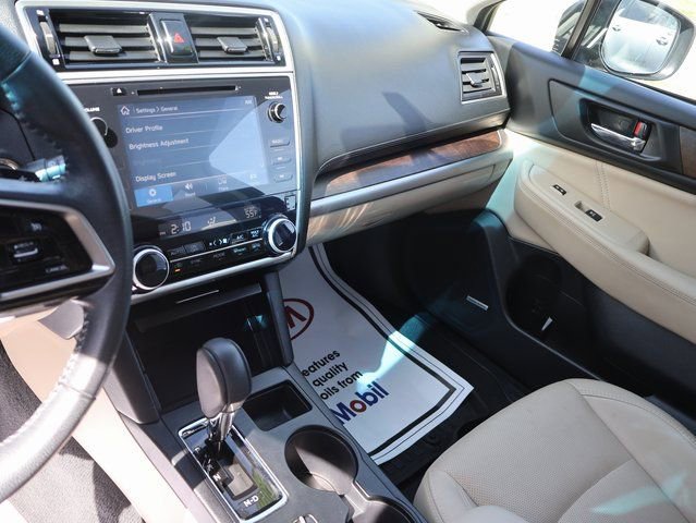 Used 2018 Subaru Outback 2.5i Limited w/ Popular Package #2 AWD/4WD image 25
