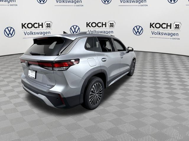 New 2025 Volkswagen Tiguan S AWD/4WD image 9