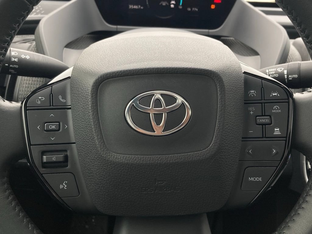 Used 2023 Toyota bZ4X FWD image 18