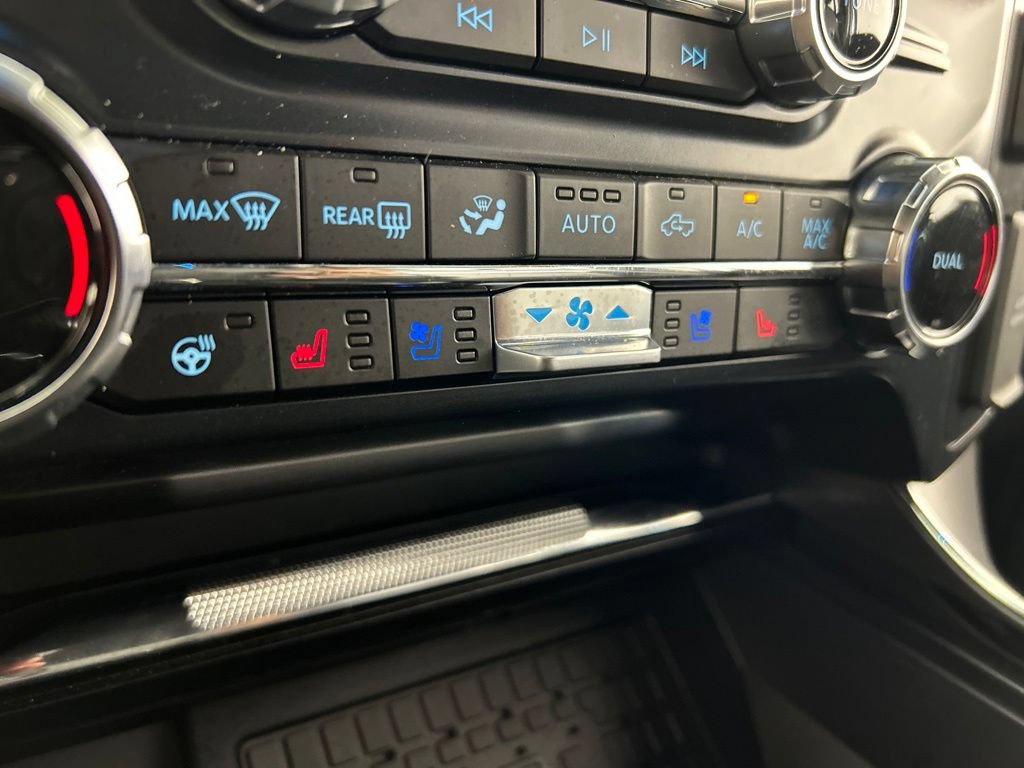 Used 2025 Ford F150 Lariat w/ Equipment Group 502A High AWD/4WD image 19