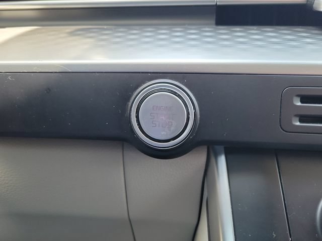 Used 2024 Kia Carnival LX FWD image 33