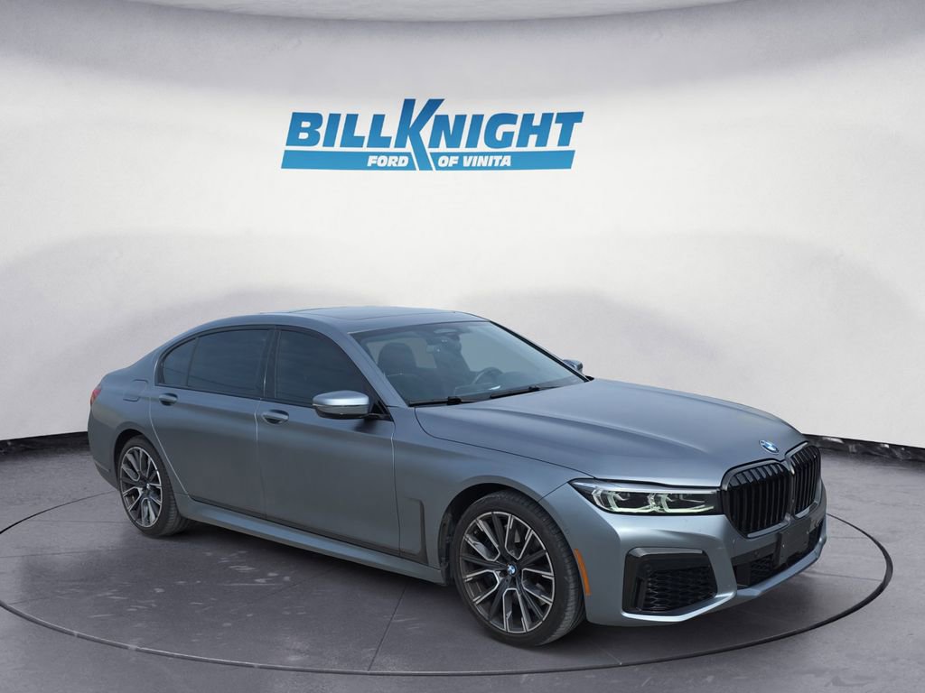 Used 2022 BMW 750i xDrive w/ M Sport Package image 7