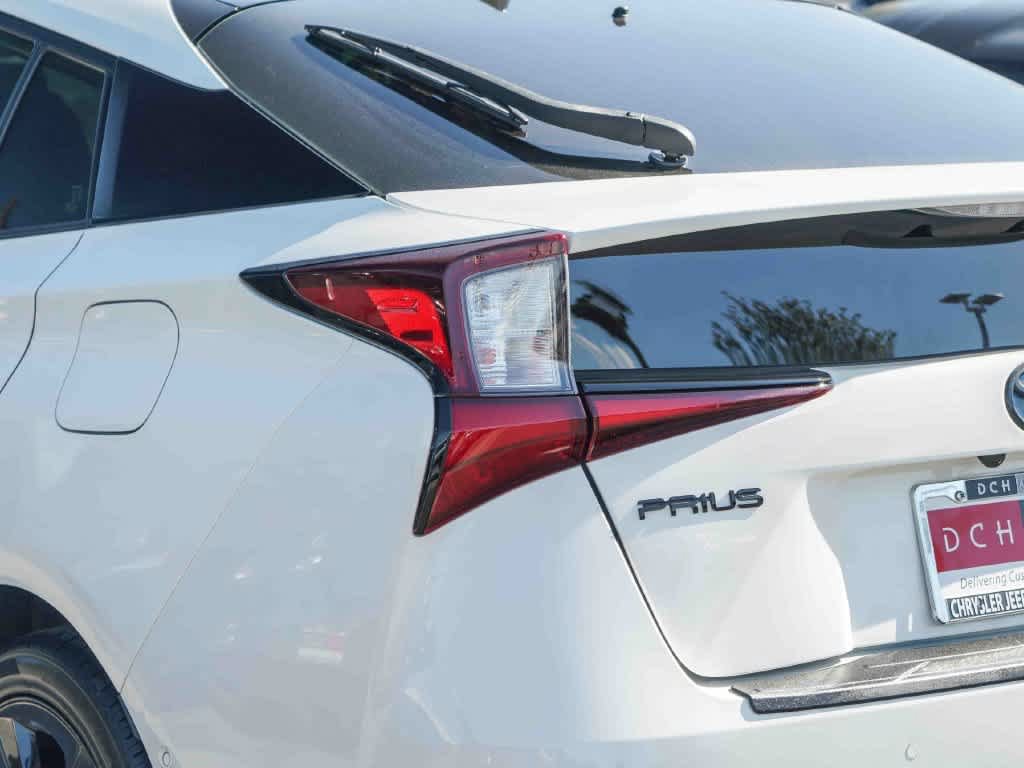 Used 2022 Toyota Prius FWD image 7