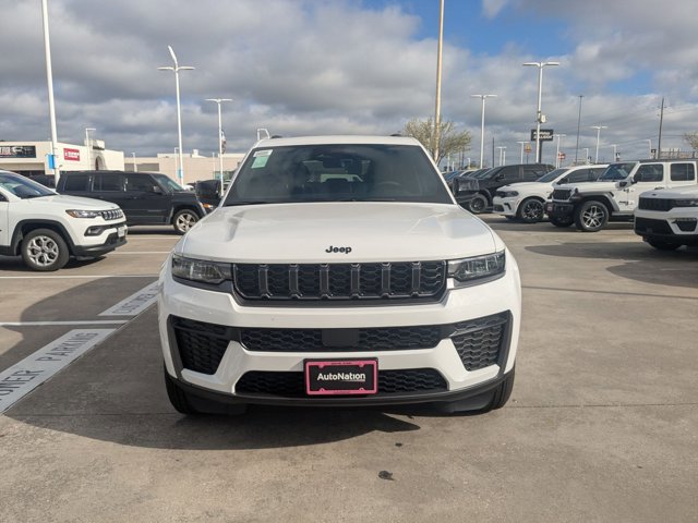 New 2026 Jeep Grand Cherokee Altitude image 6