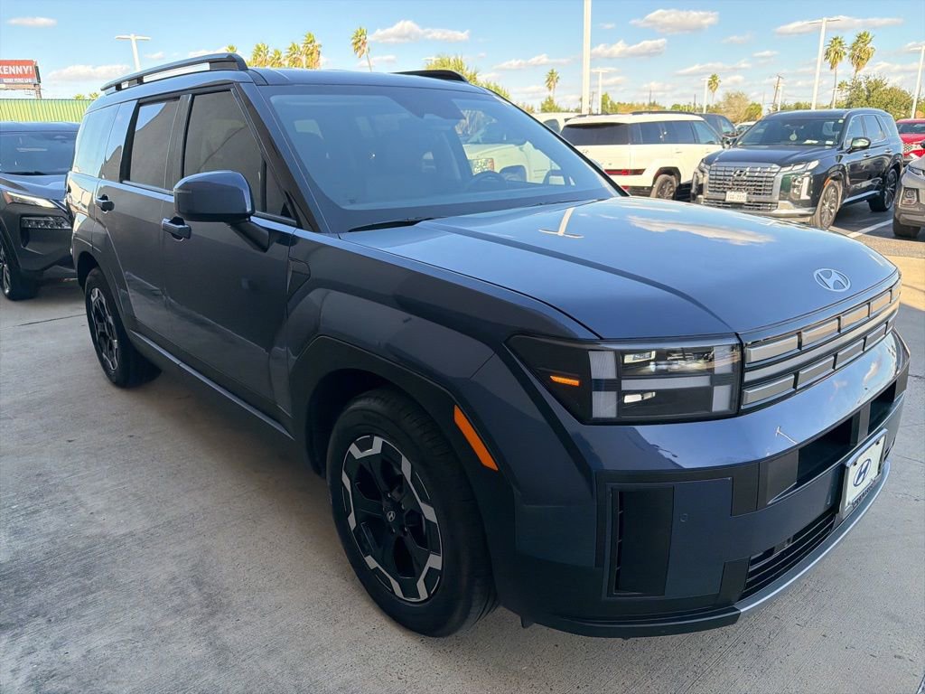 Used 2025 Hyundai Santa Fe SEL image 4