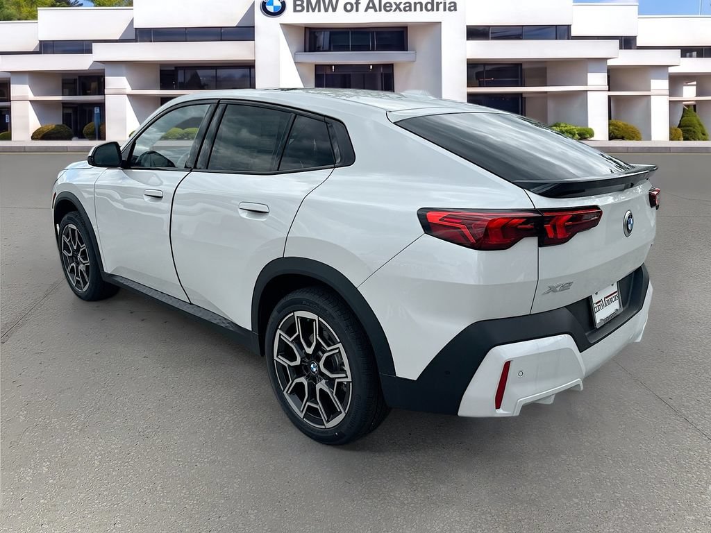 New 2026 BMW X2 xDrive28i w/ Technology Package AWD/4WD image 5