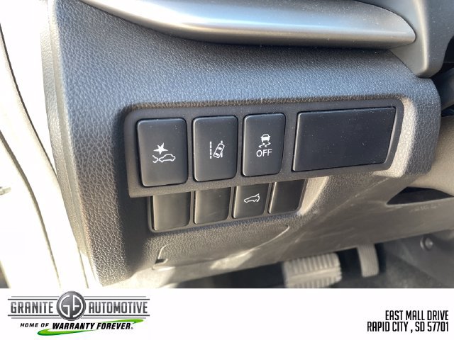 Used 2025 Mitsubishi Eclipse Cross SEL AWD/4WD image 31