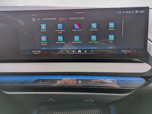 Certified 2025 BMW X3 xDrive30i w/ M Sport Package image 14