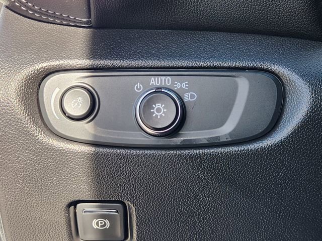 Used 2024 Chevrolet Blazer LT w/ Convenience Package image 21