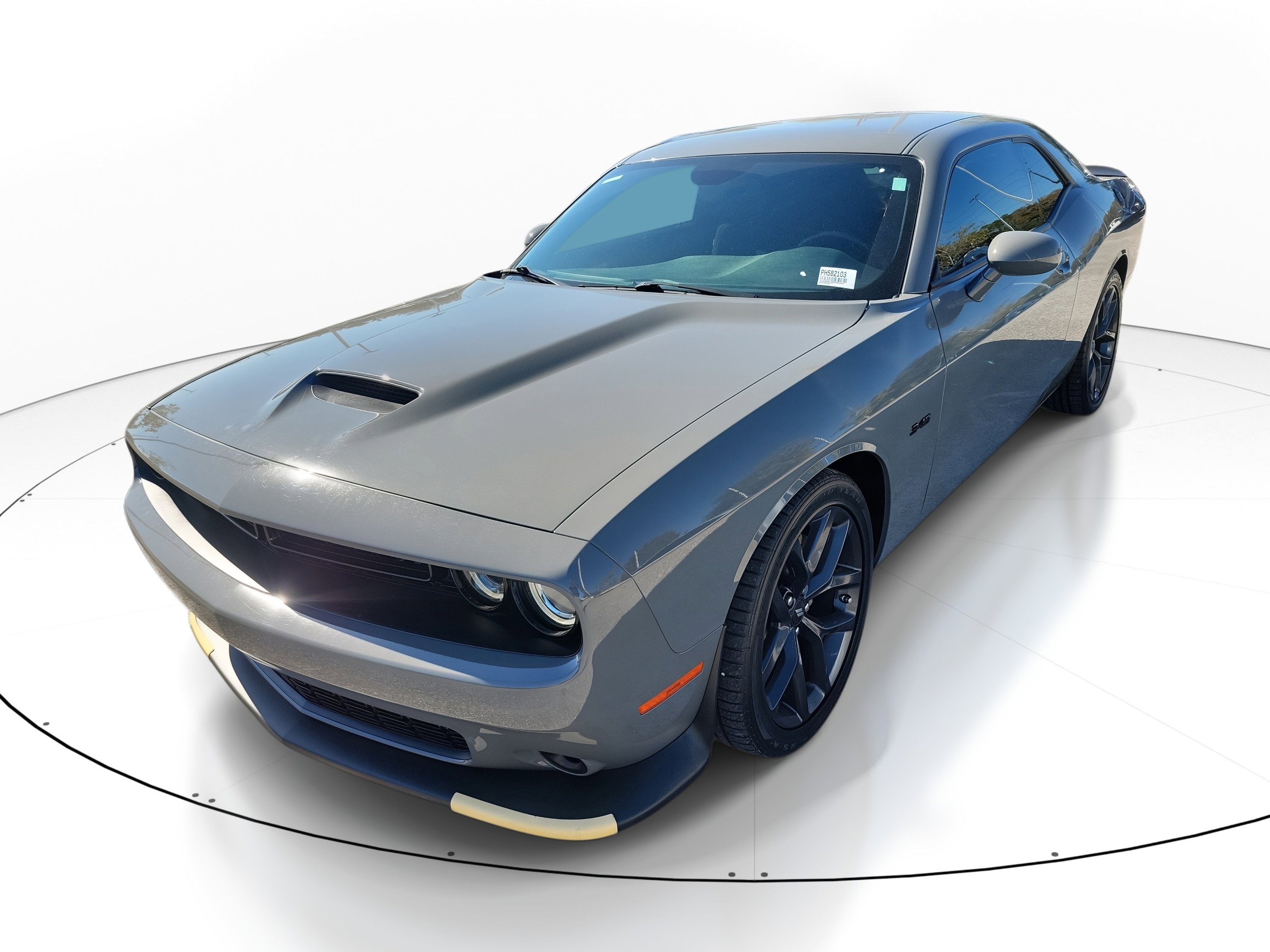 Used 2023 Dodge Challenger R/T w/ Blacktop Package image 2