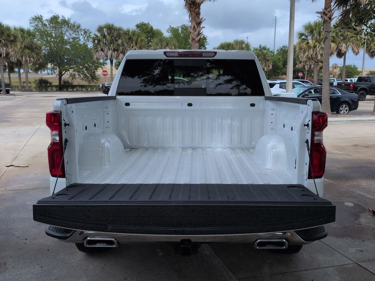 New 2026 Chevrolet Silverado 1500 LTZ w/ LTZ Convenience Package II AWD/4WD image 23
