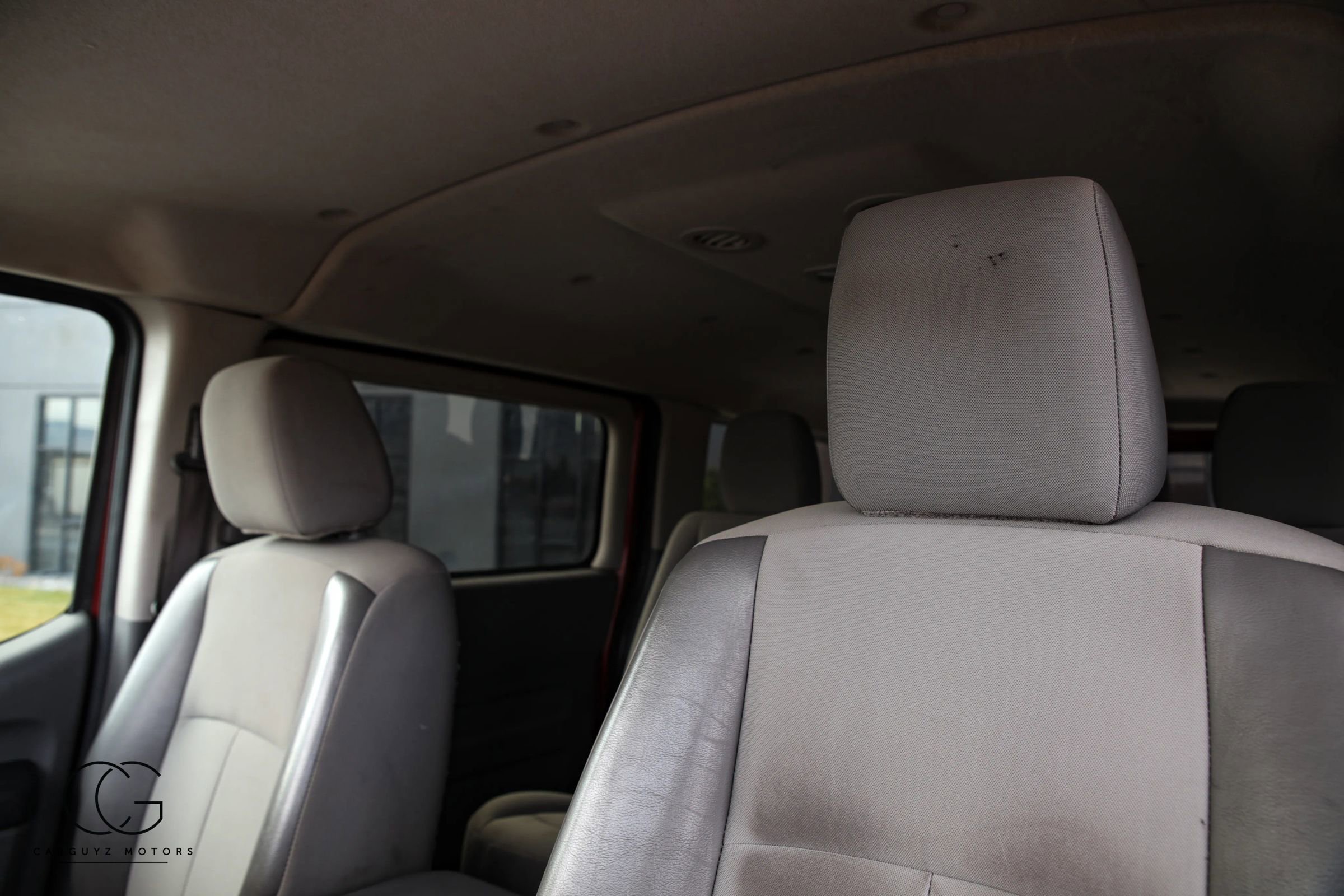 Used 2020 Nissan NV 3500 SV image 24