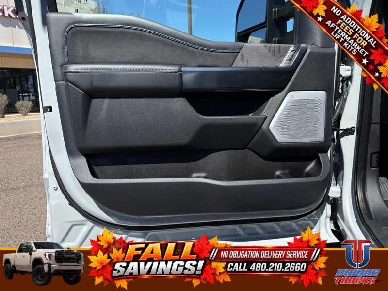 Used 2025 Ford F350 Platinum AWD/4WD image 17