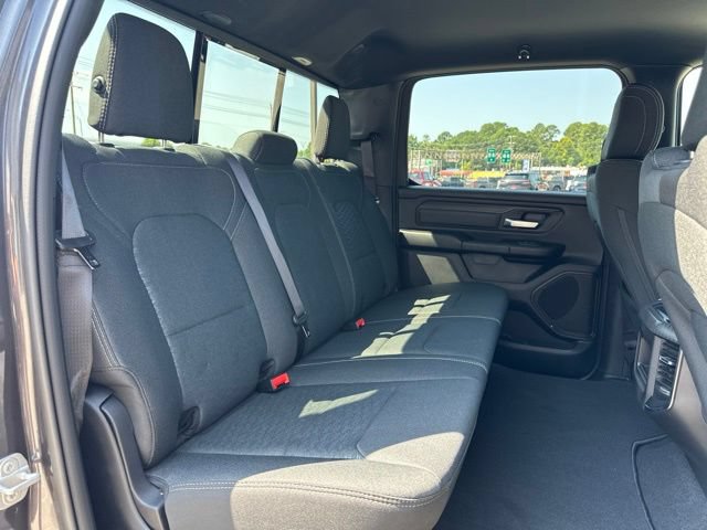 New 2026 RAM 1500 Express AWD/4WD image 40