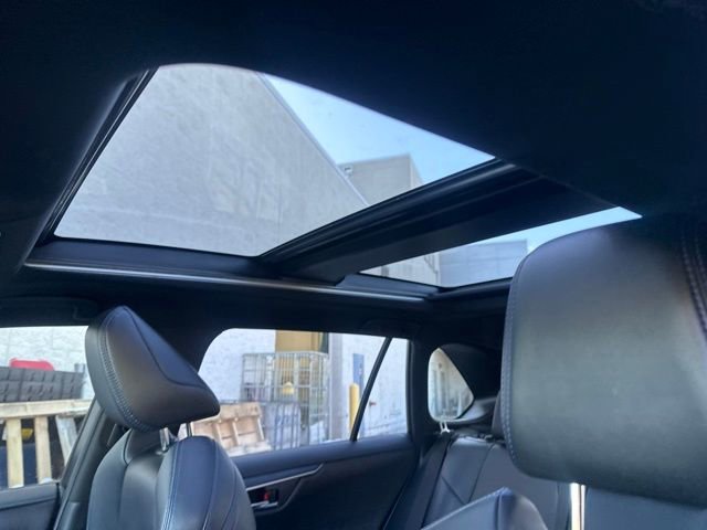 Used 2020 Toyota RAV4 XSE image 33