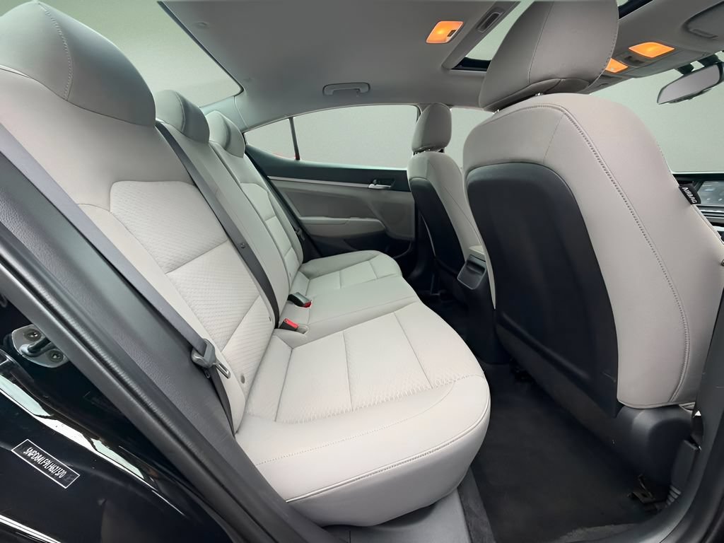 Used 2020 Hyundai Elantra Value Edition FWD image 17