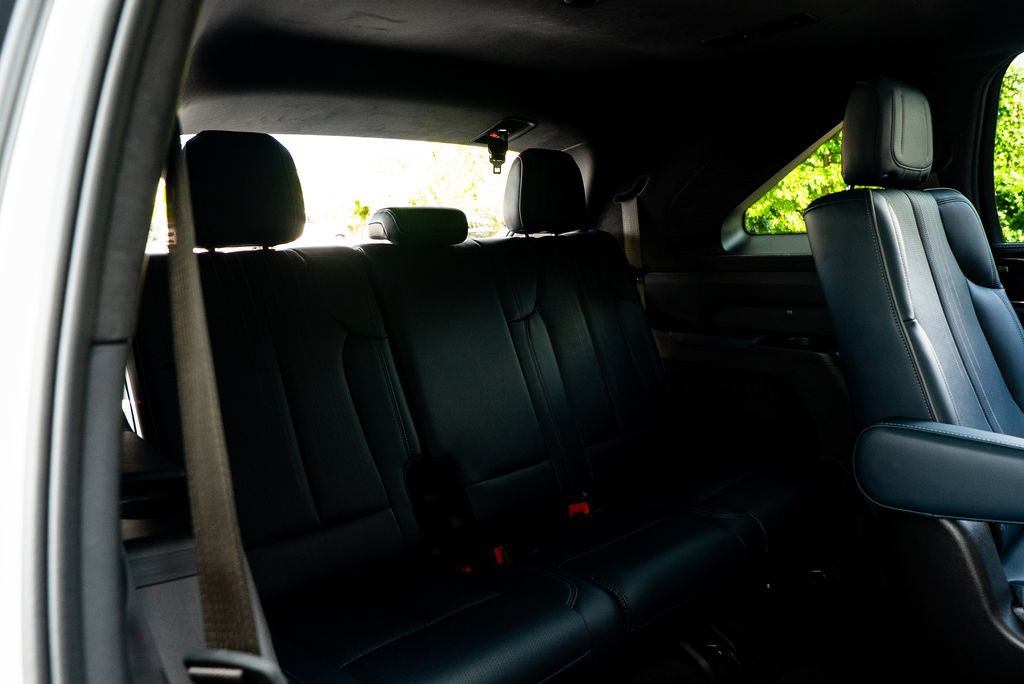 Used 2025 Cadillac Escalade IQ Luxury 2 w/ LPO, Premium Carpet Package AWD/4WD image 54