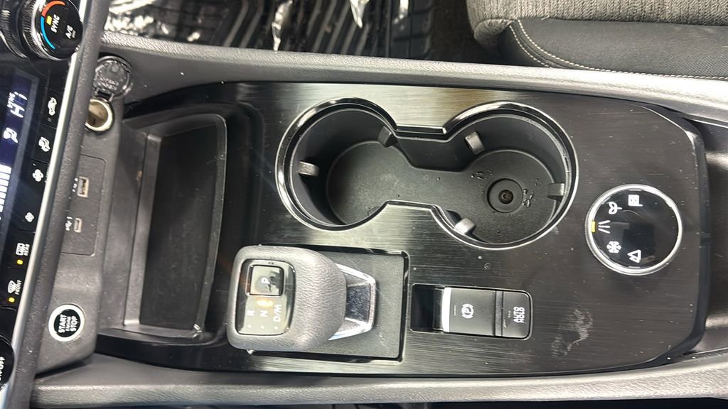 Used 2023 Nissan Rogue SV AWD/4WD image 28
