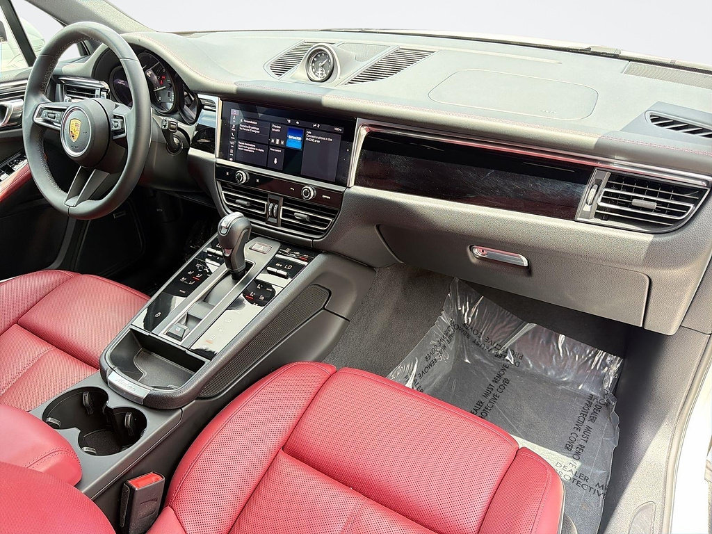 Used 2022 Porsche Macan AWD/4WD image 35